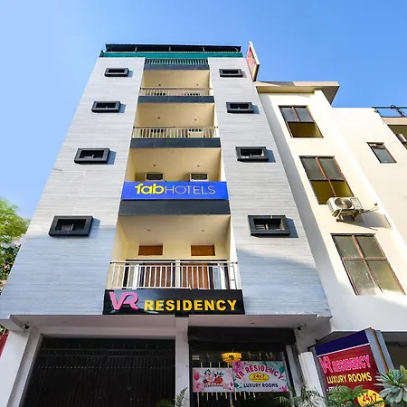 Fabhotel Vr Residency -1 Km To Aiims